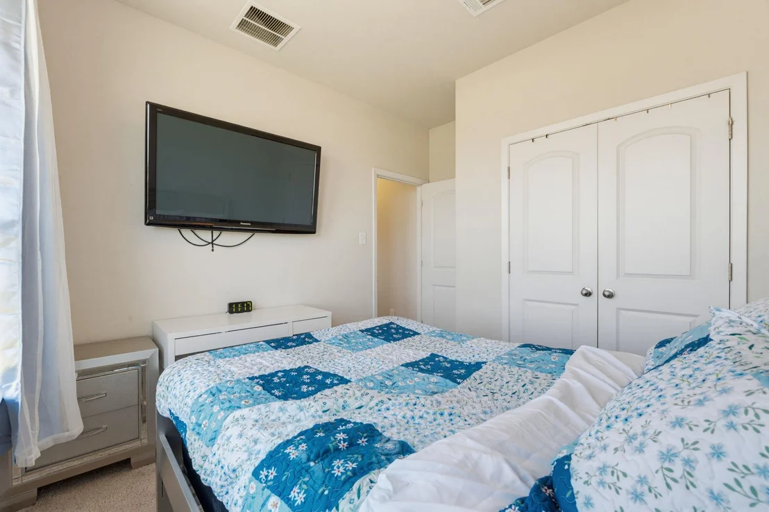 Photo of 120 Blue Agate CT