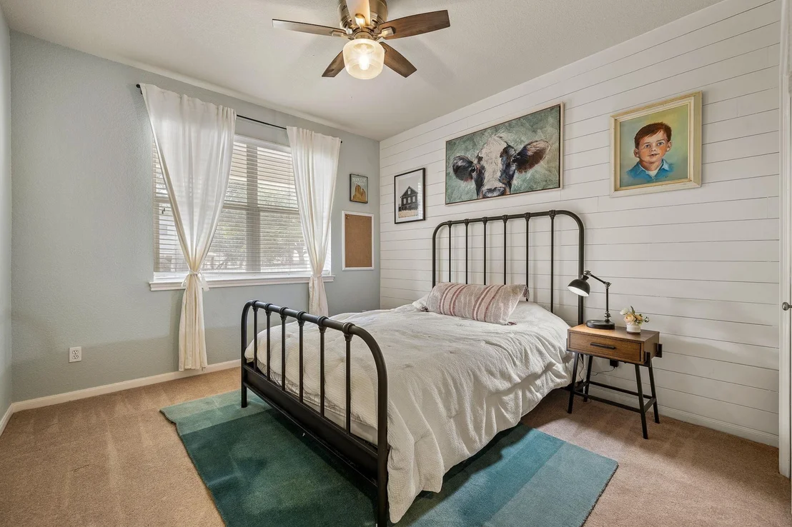 Photo of 3936 Lord Byron CIR