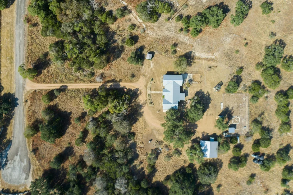 Photo of 525 River Oaks RD