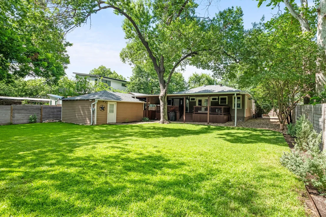 Photo of 909 Ruth Ave