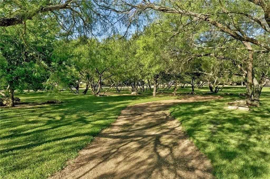 Photo of 11612 Bruce Jenner LN
