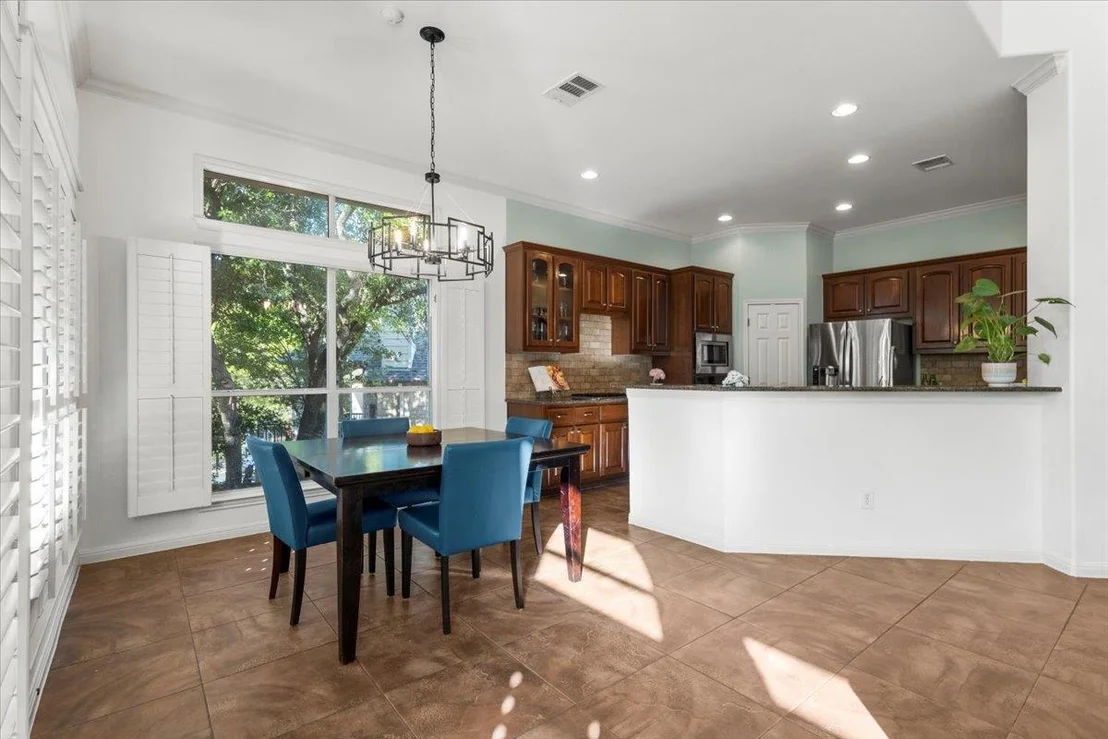 Photo of 5909 Sunset RDG