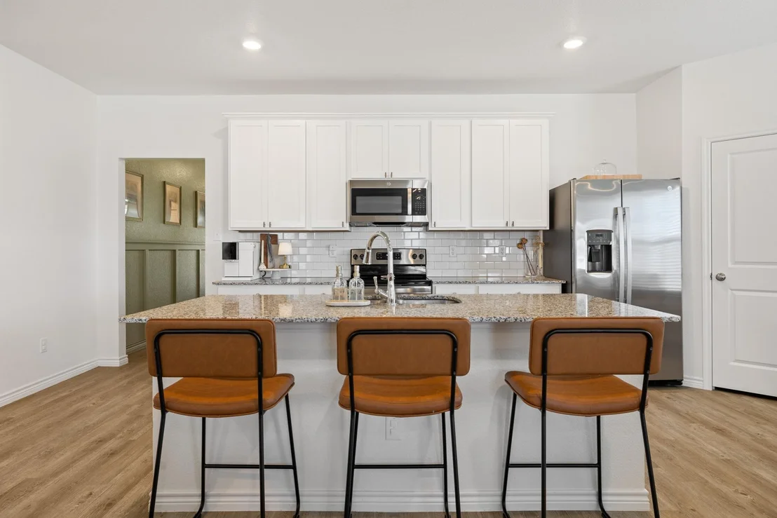 Photo of 129 Maybelline RD