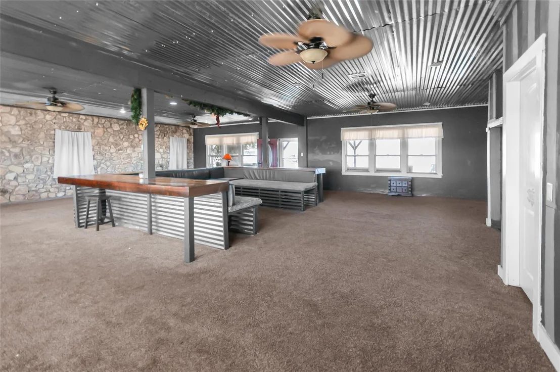 Photo of 6588 Starks RD