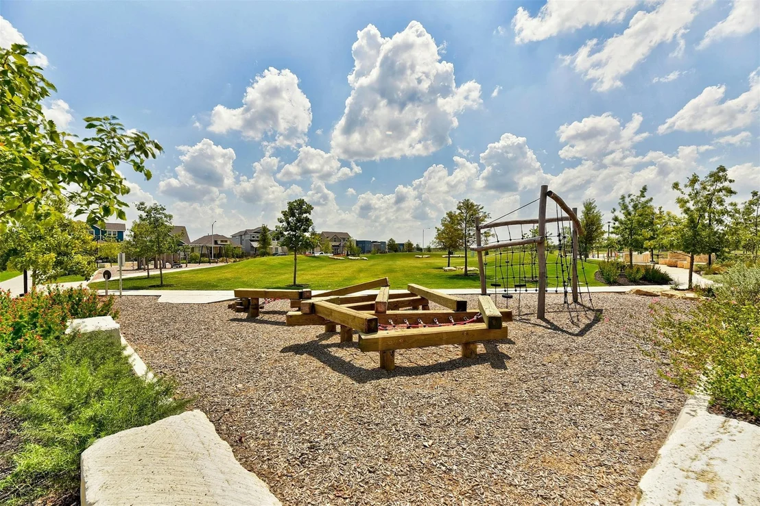 Photo of Unit 403 at 9015 Cattle Baron PATH