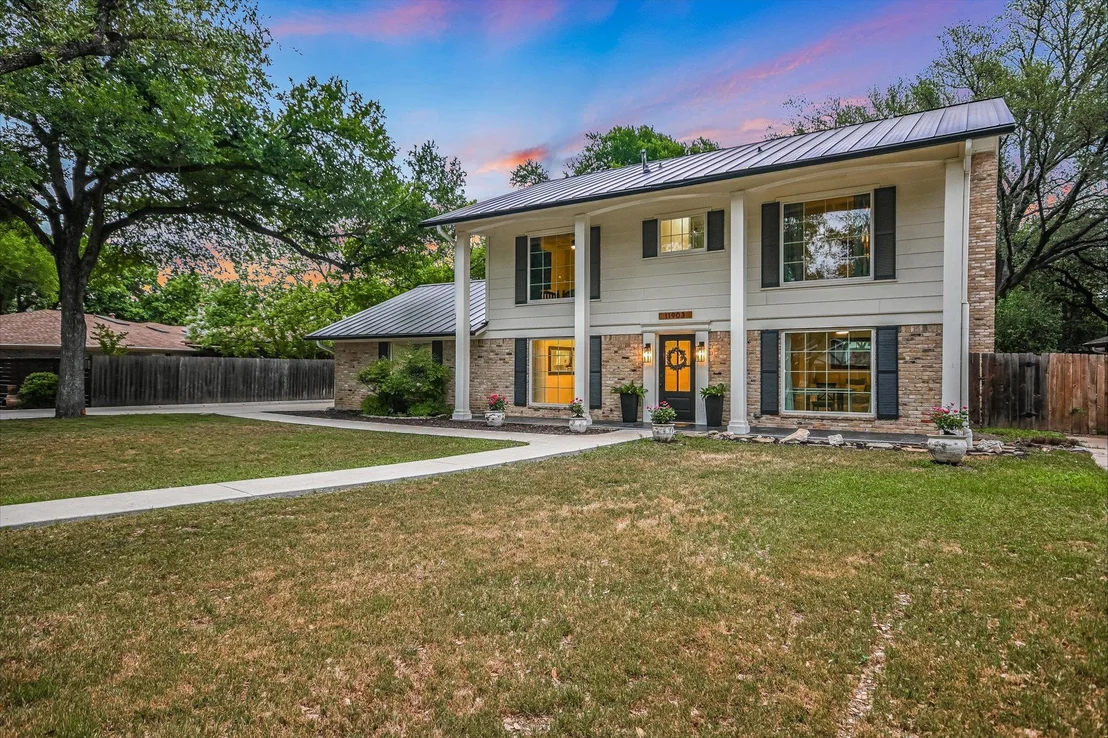 Photo of 11903 Brookwood CIR