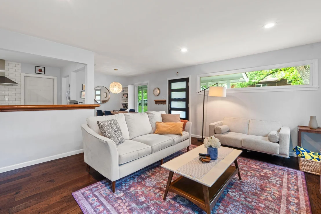 Photo of 1301 Ridgemont DR
