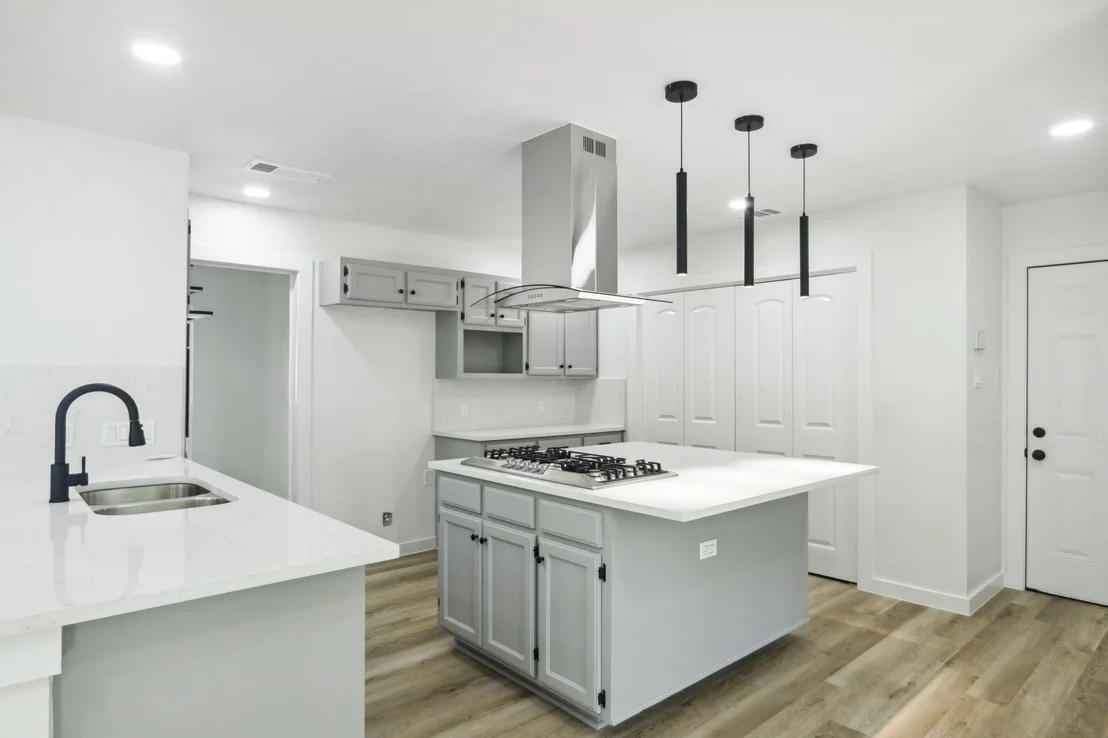 Photo of 9807 Kendal DR