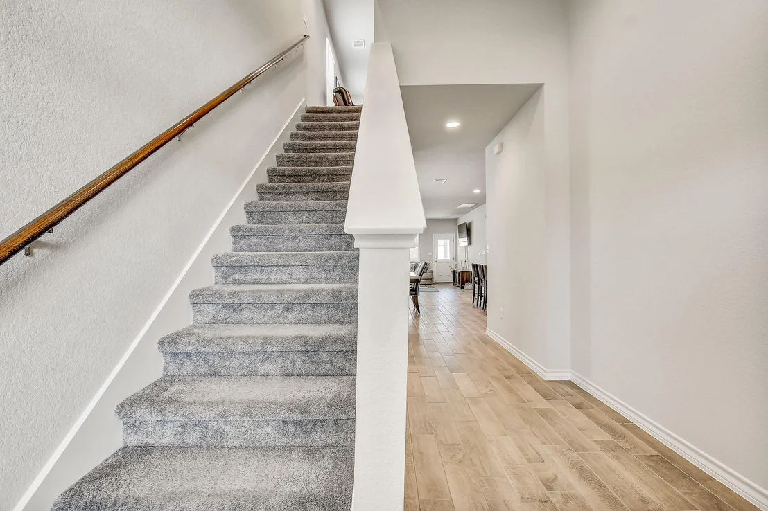 Photo of 495 Eves Necklace DR