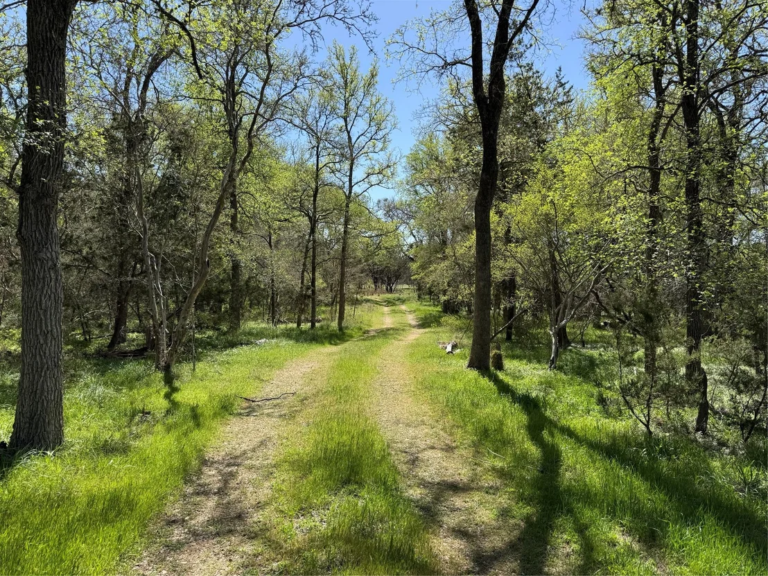 Photo of 801 Deertrail DR
