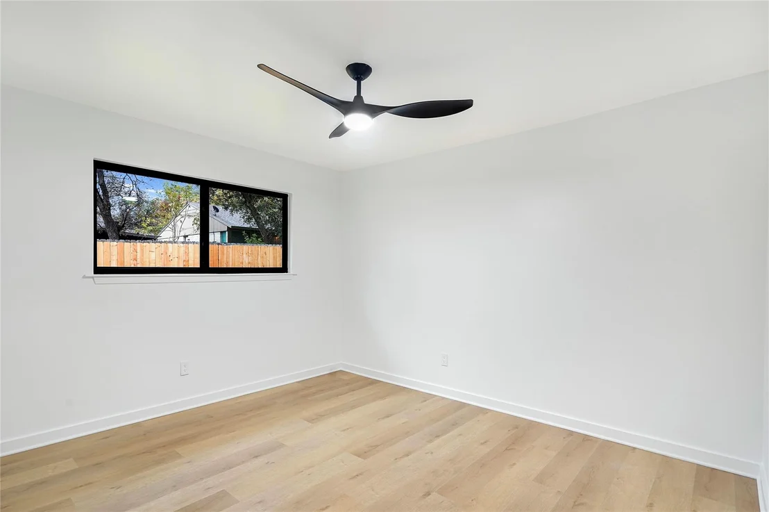 Photo of 7403 West Gate BLVD