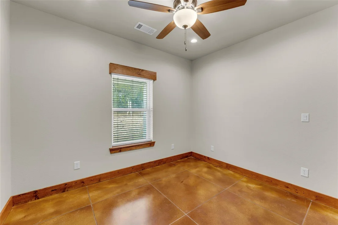 Photo of 5020 County Road 252