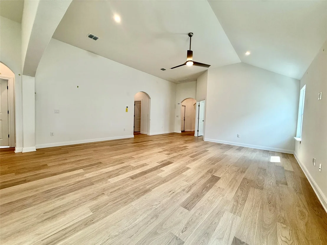 Photo of 5841 Marsh LN