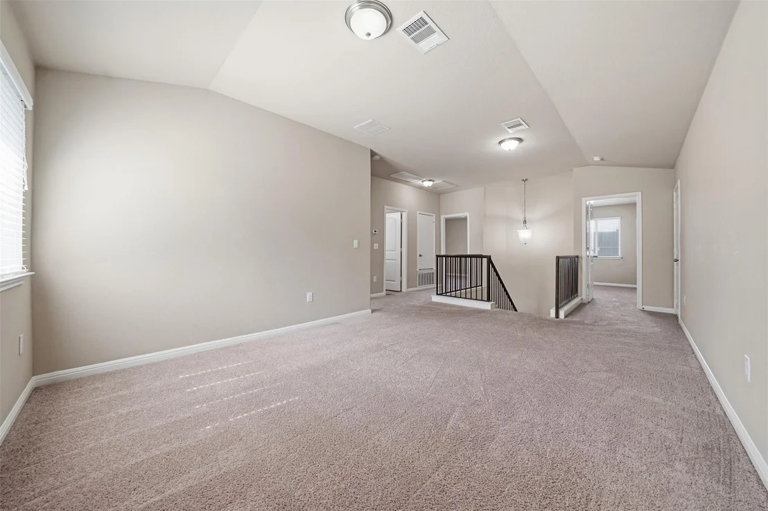 Photo of 613 Longhorn Cavern RD