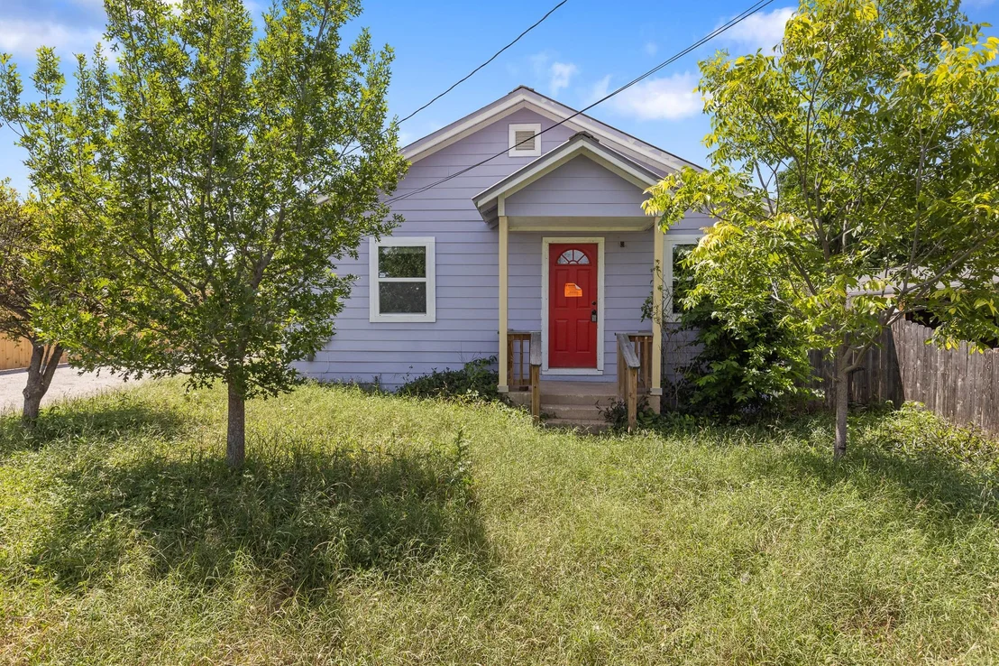 Photo of 7402 Providence Ave