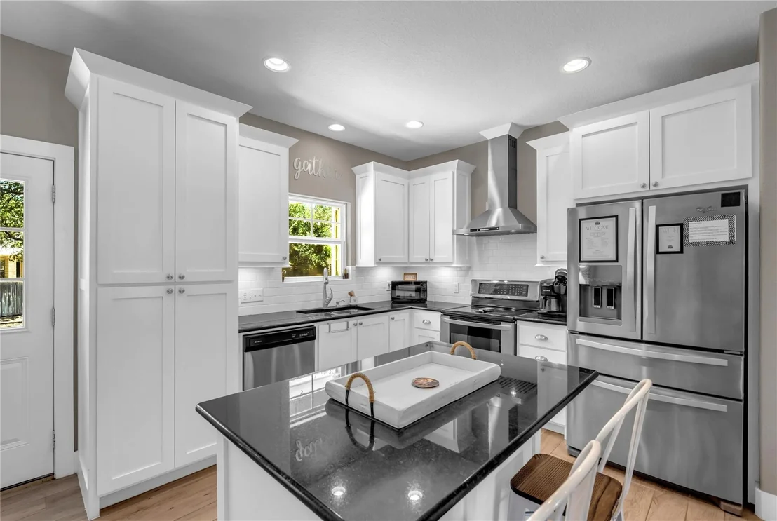Photo of 113 Winding Oak DR