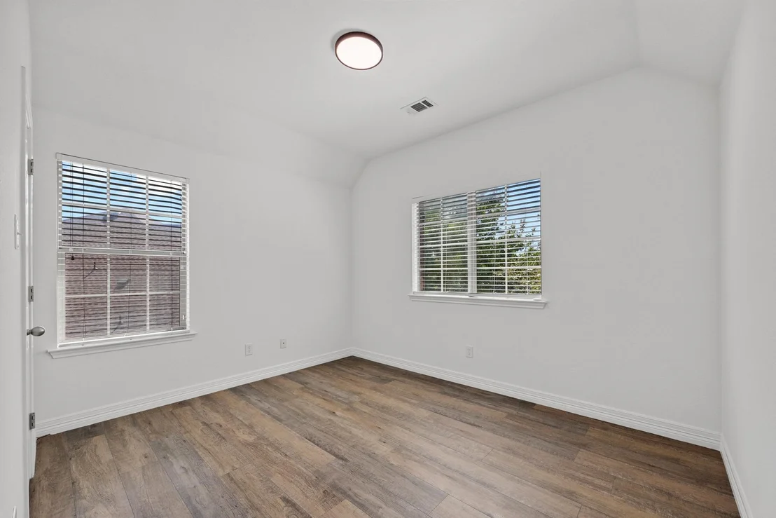 Photo of 2572 Santa Barbara LOOP