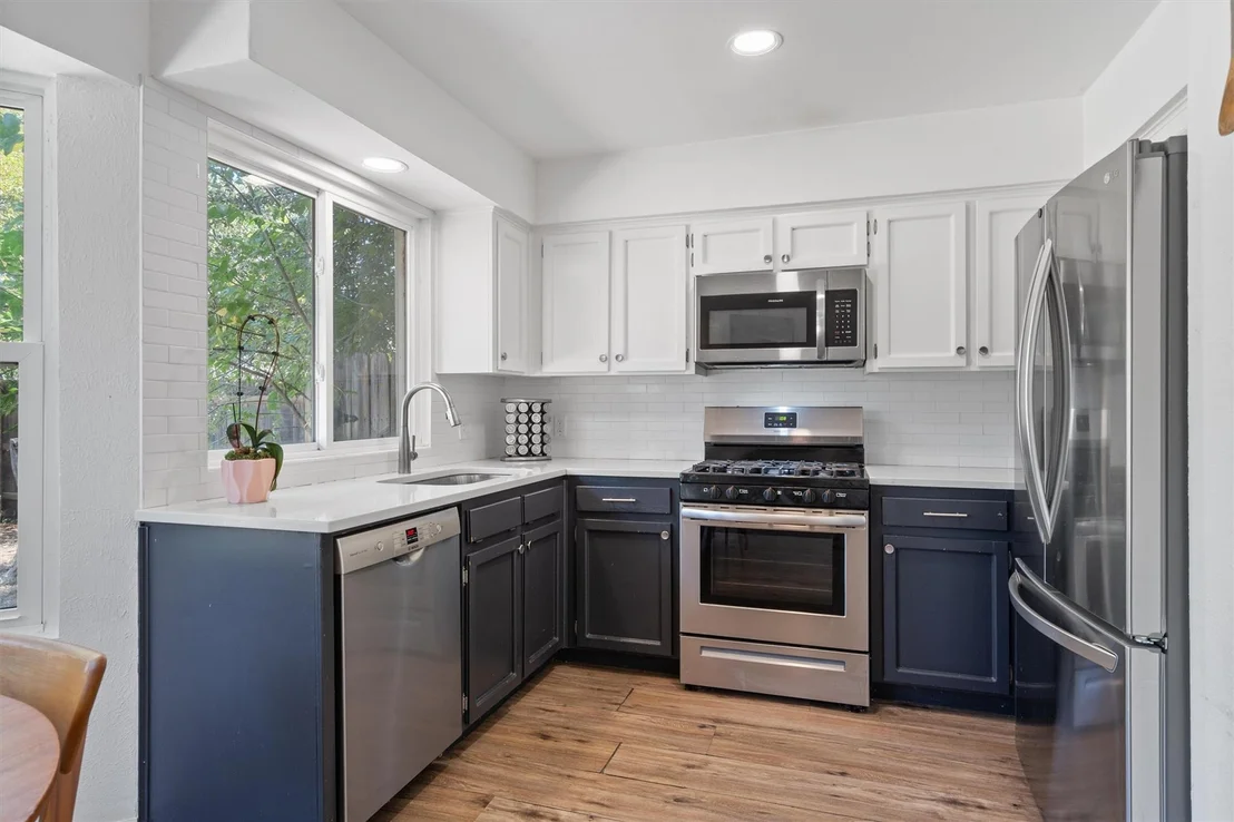 Photo of 705 Chestnut XING