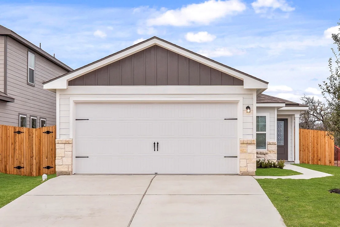 Photo of 226 Myrtle Oak DR