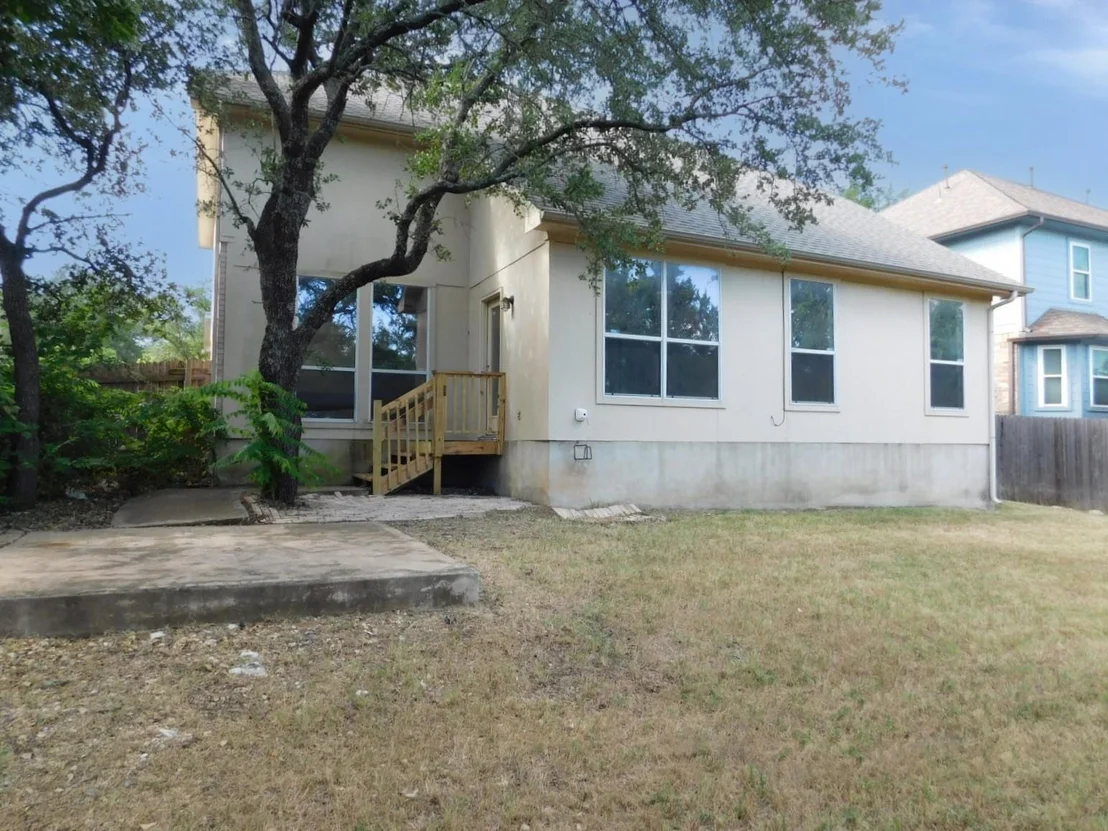 Photo of 1411 Encino DR