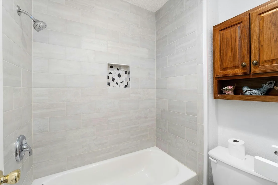 Photo of 2305 QUICKSILVER BLVD