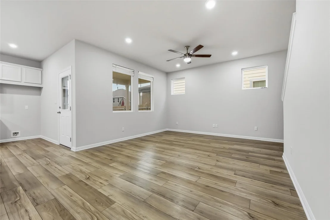 Photo of 2520 Roosevelt RD