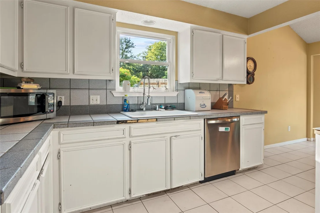 Photo of 9702 Westward DR