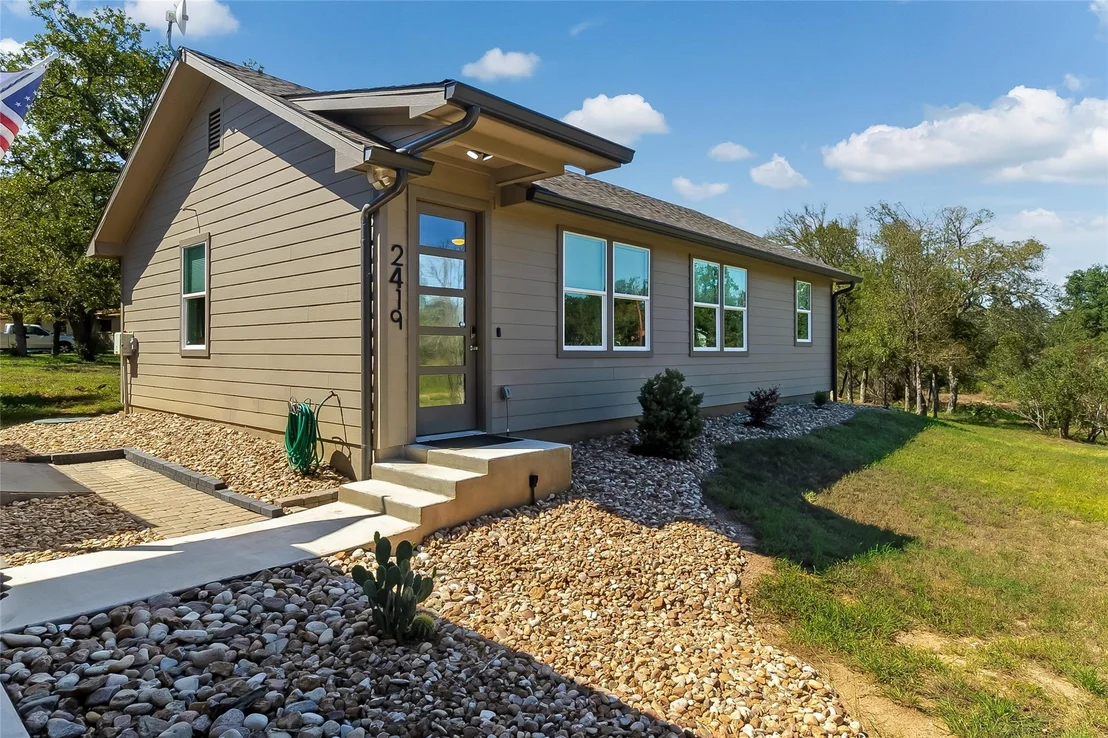 Photo of 2419 Ridgeview