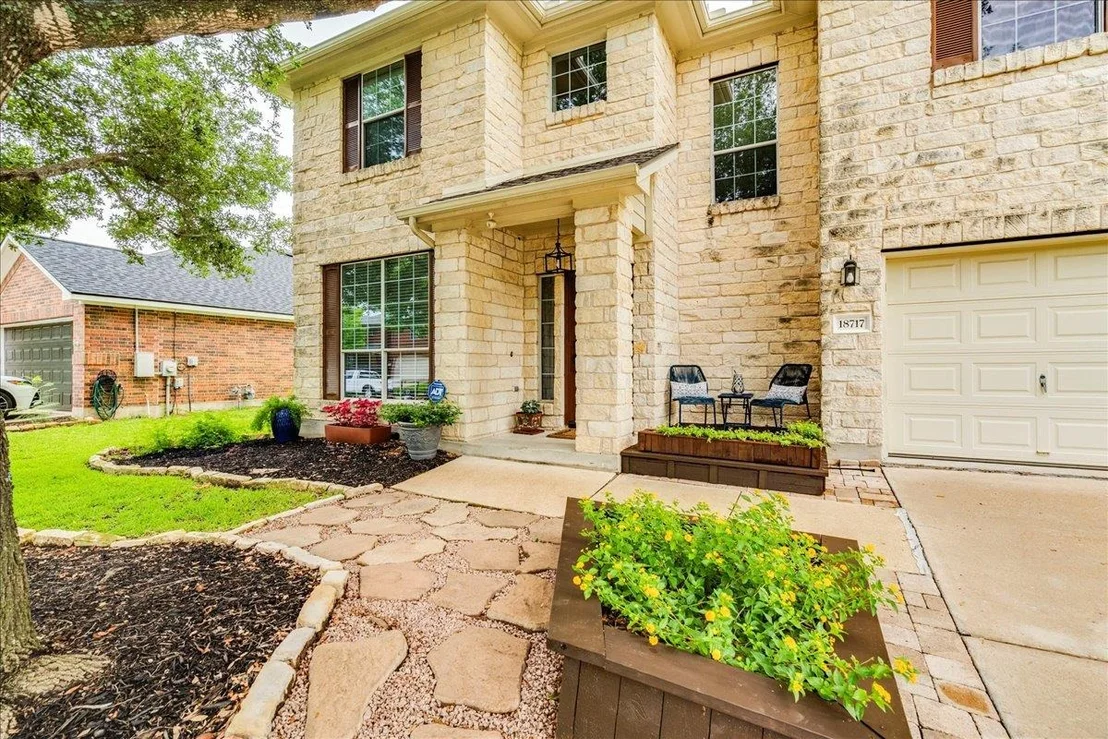 Photo of 18717 Shoreless DR