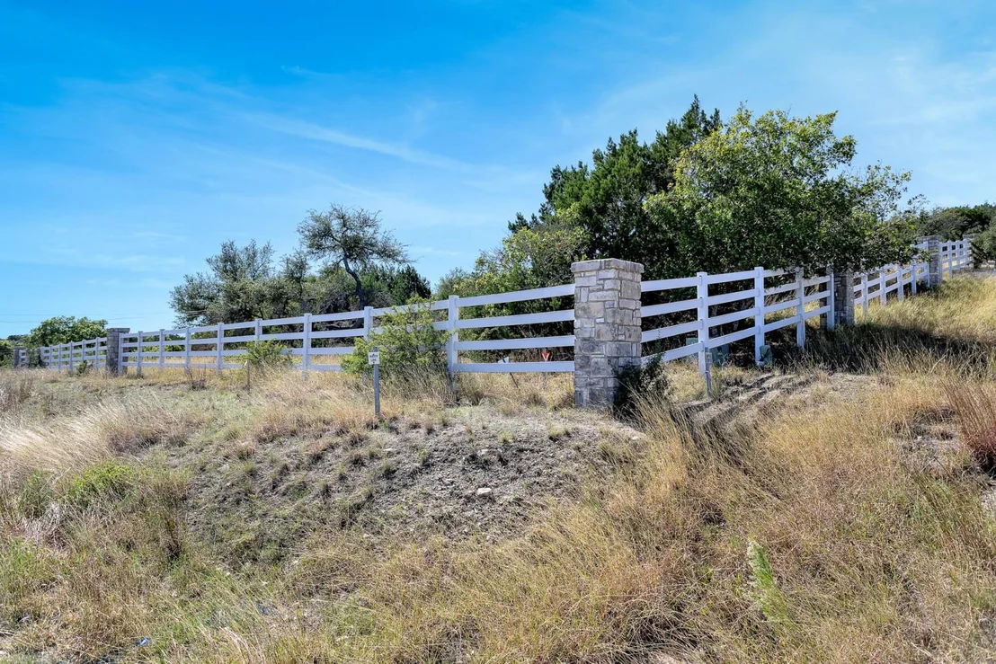 Photo of 1500 Kemp Hills DR