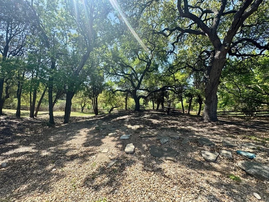 Photo of 112 Oak Plaza DR