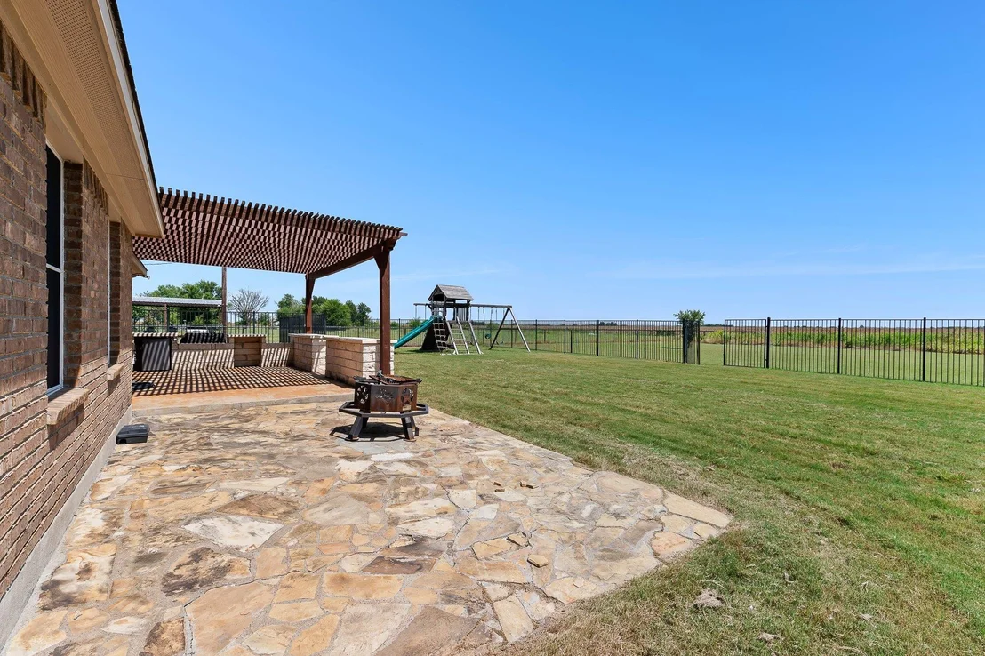 Photo of 200 County Road 453 RD