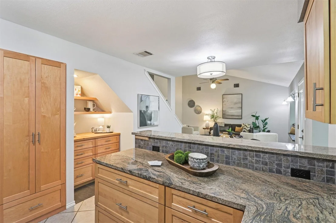 Photo of 7109 Dallas DR