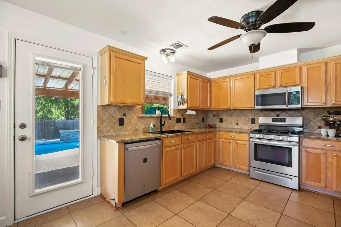 Photo of 1209 Pine Portage LOOP
