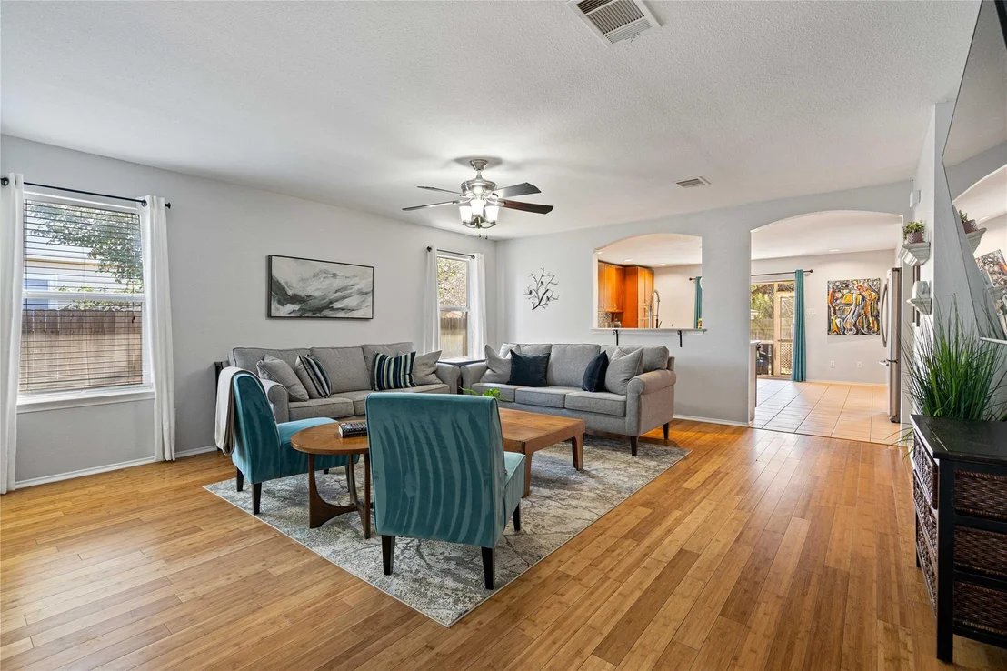 Photo of 300 Carolyns WAY