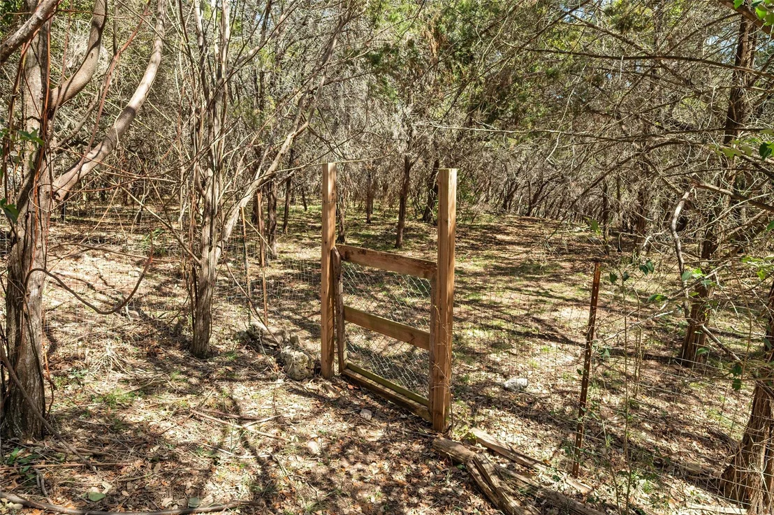 Photo of 5709 Hudson Bend RD
