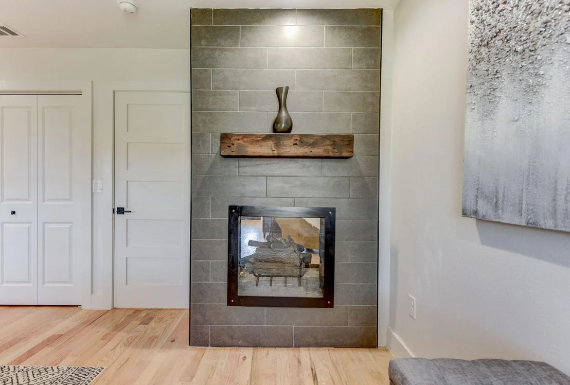 Photo of 7002 Whispering Oaks DR