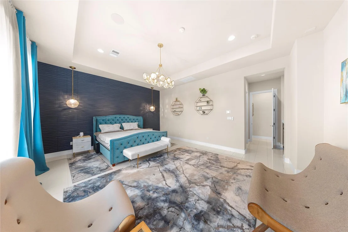 Photo of 2112 Sereno CV