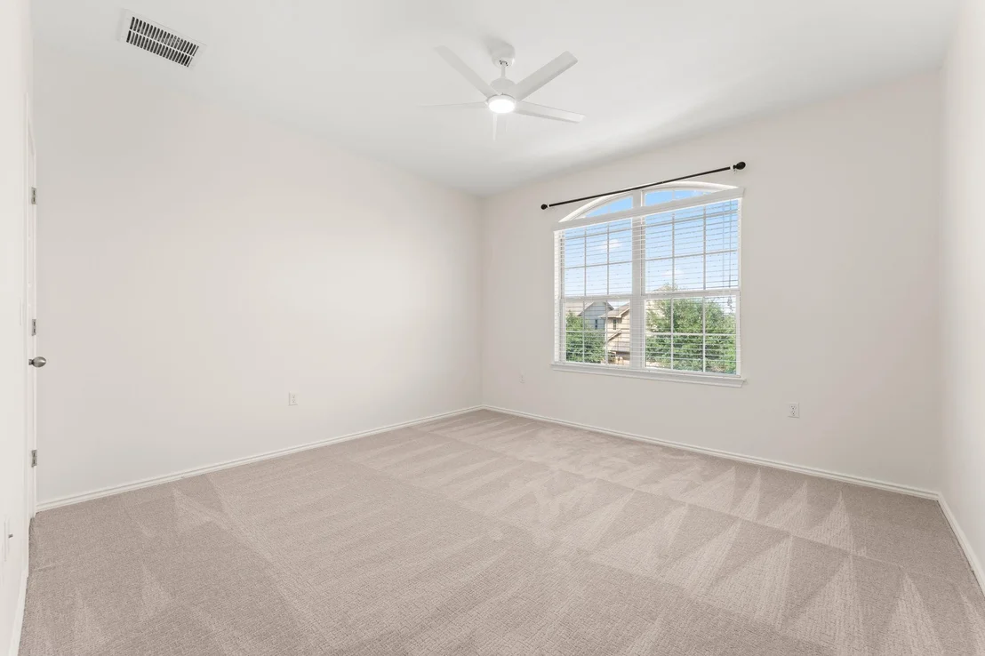 Photo of 9528 Hunter LN
