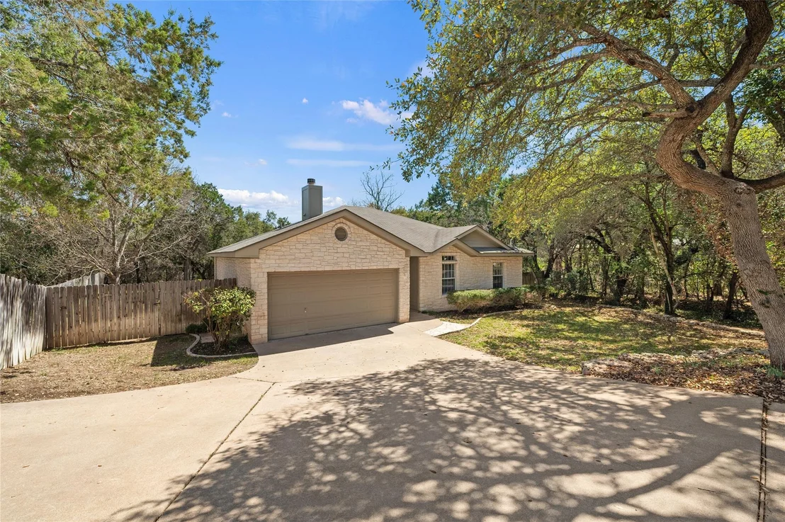 Photo of 5709 Hudson Bend RD