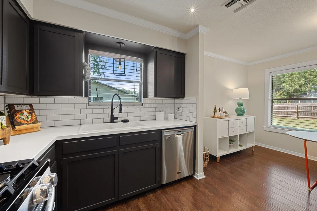Photo of 2702 Parker DR