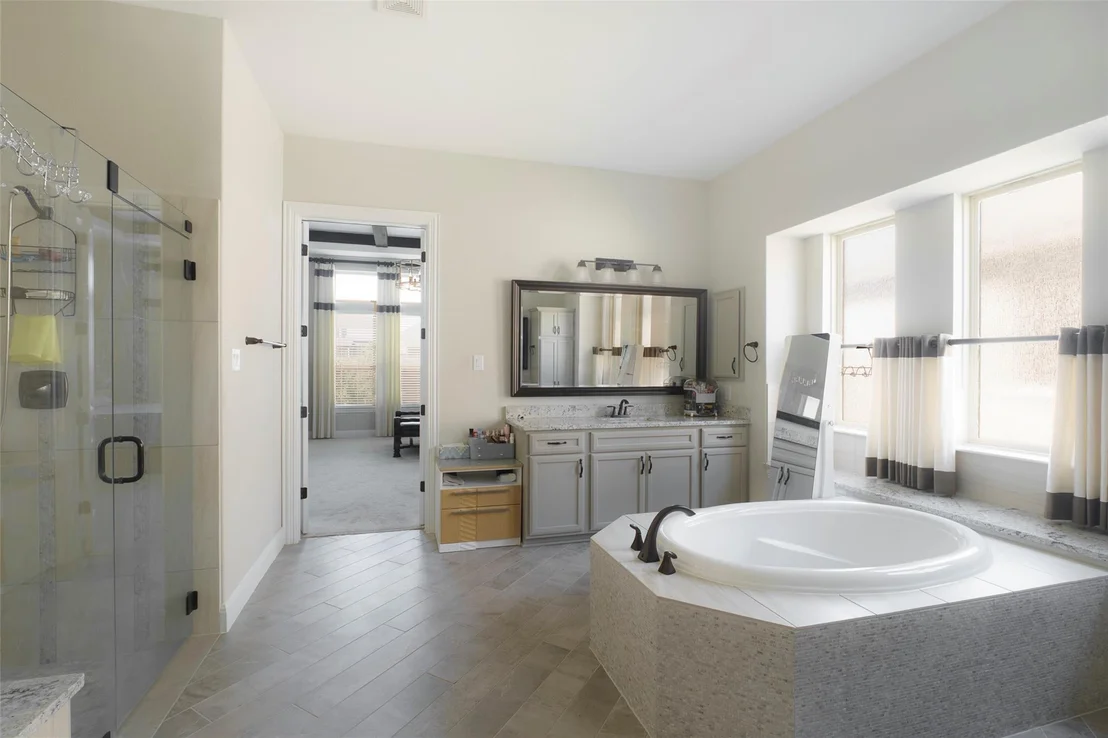 Photo of 2305 Millbrook LOOP