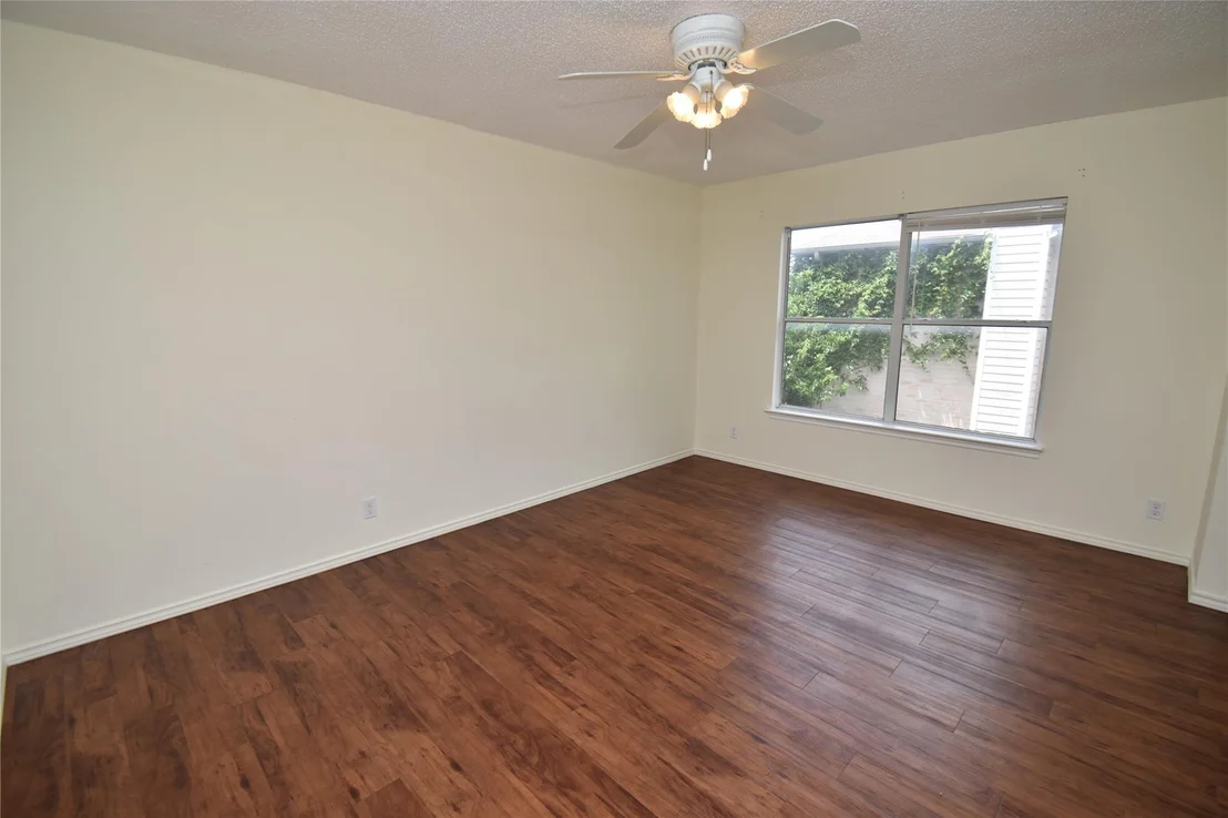 Photo of 1117 Porterfield DR