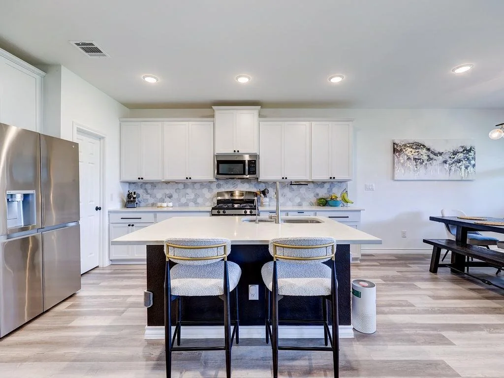 Photo of 1004 Sandra Ann WAY
