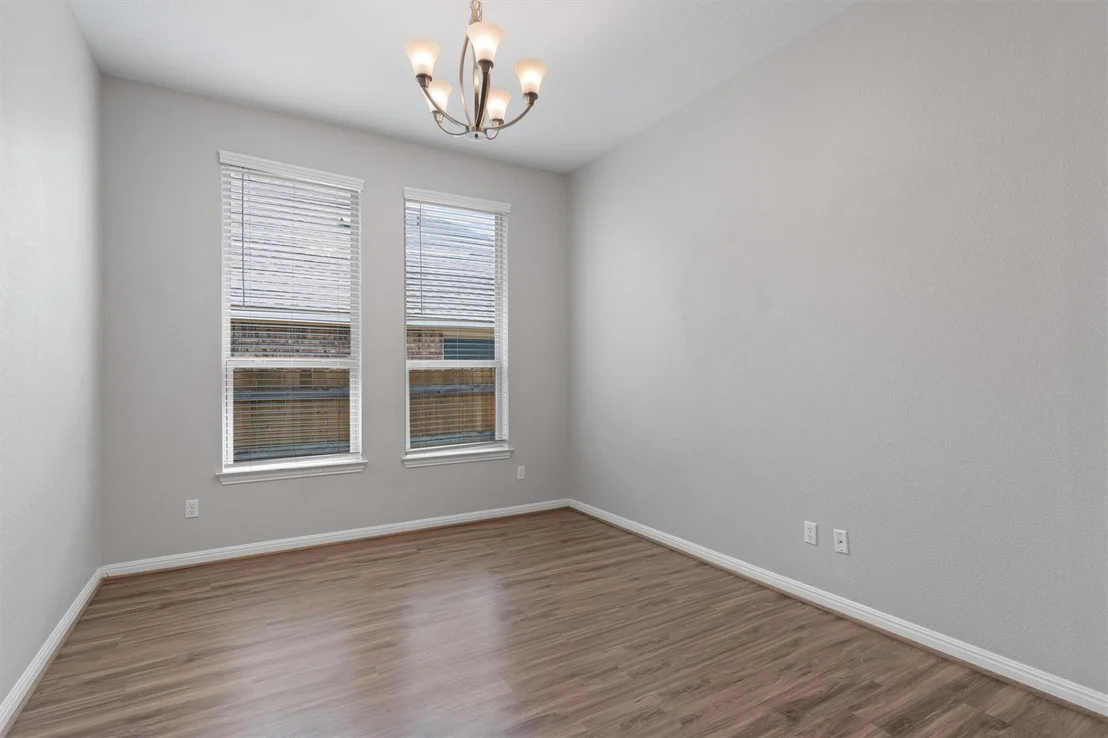 Photo of 708 Hereford LOOP