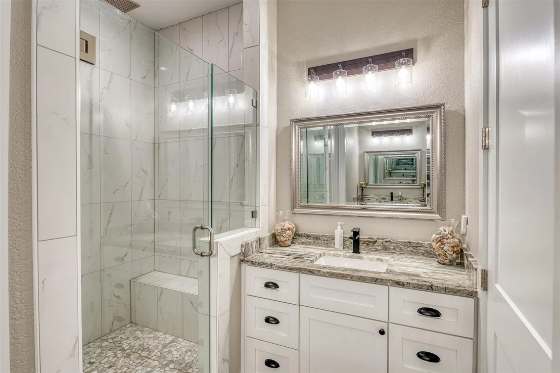 Photo of 317 Parallel Circle CIR