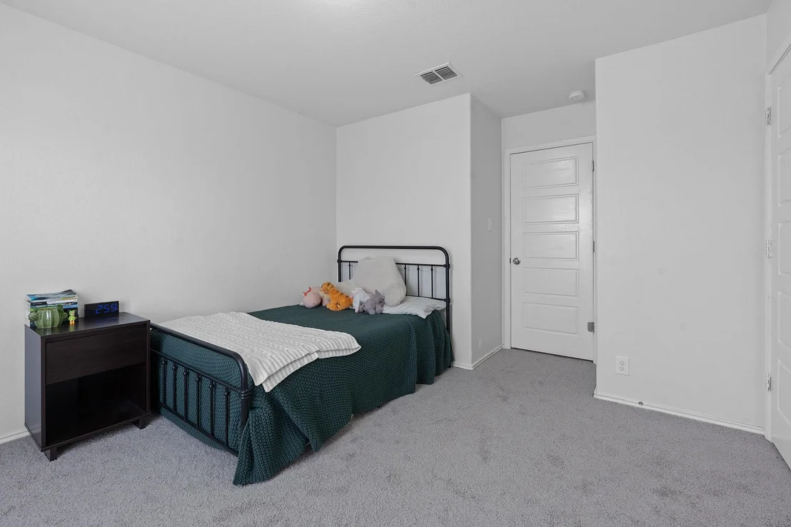 Photo of 579 Dragon Ridge RD