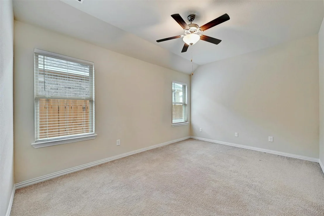 Photo of 638 Stonewood LN