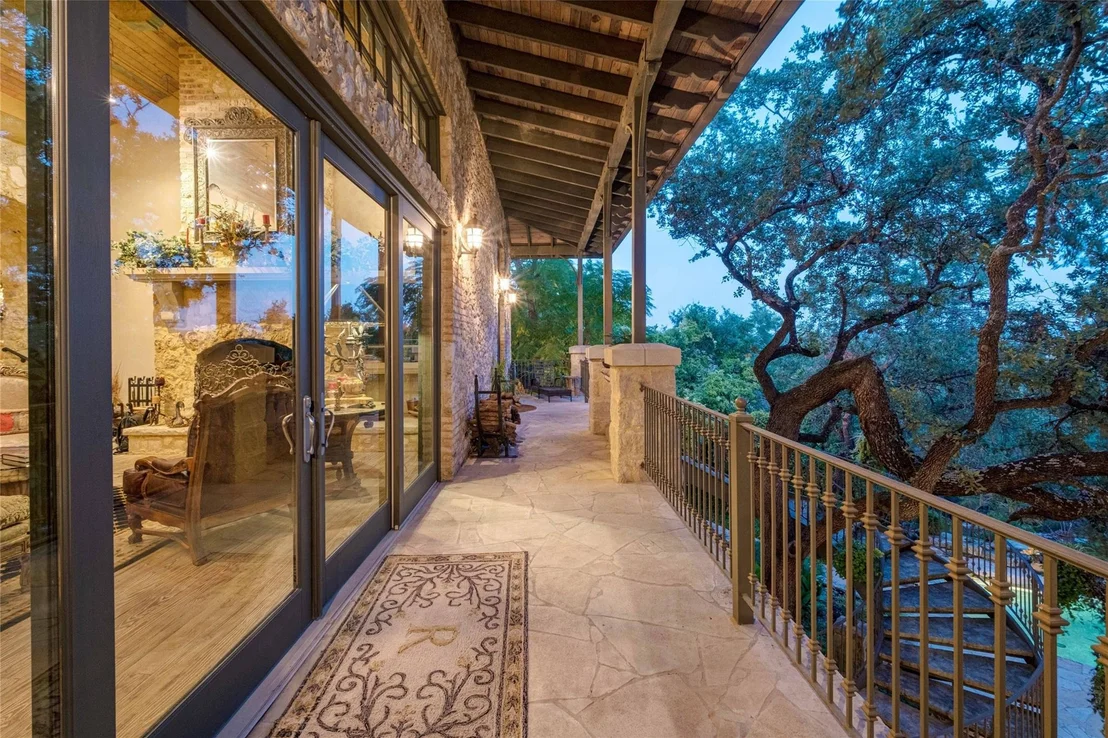 Photo of 3601 Toro Canyon RD