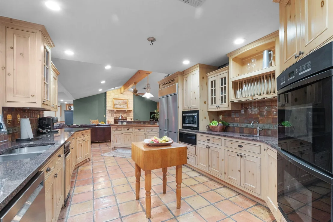 Photo of 306 Cardinal LN